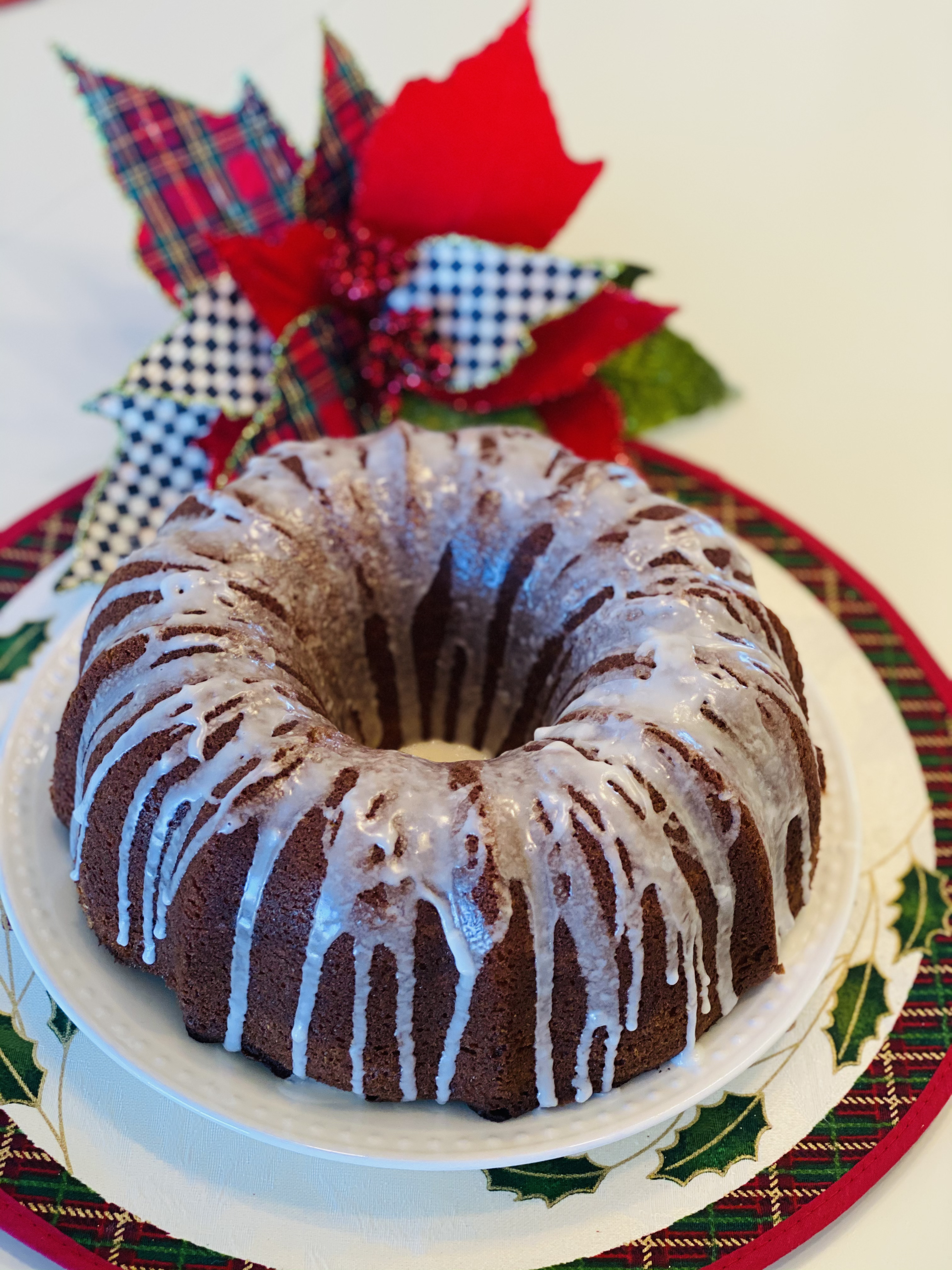 Pineapple Infused Mini Bundt Cake Made In the Pressure Cooker 